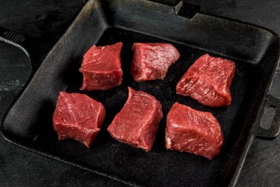 Свинина ошеек на шашлык 1 кг - купить в Пушкино