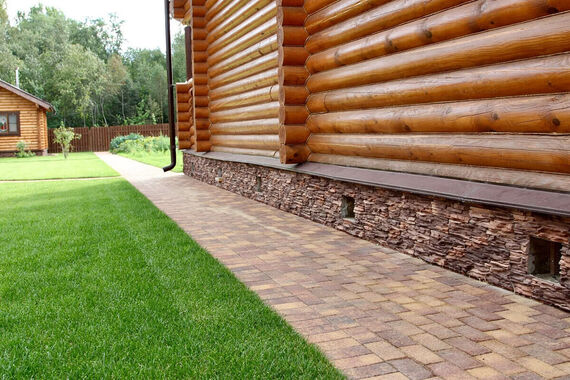 Как сделать утепленную отмостку вокруг дома